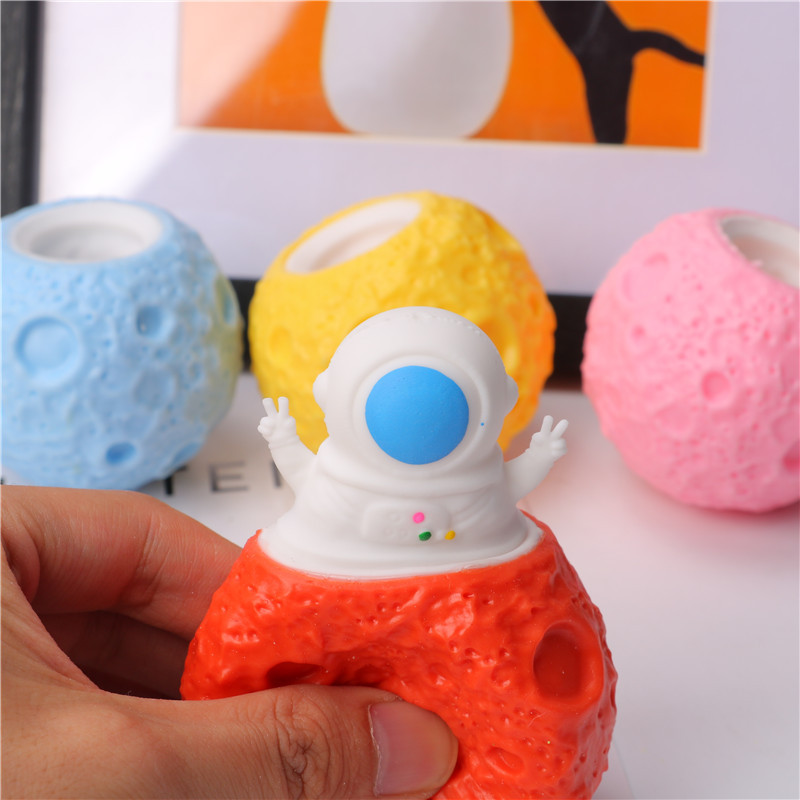 Bóp Phi Hành Gia Hành Tinh TPR - đánh giá và giá Party Games Adults Funny